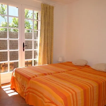 Villa Climatisee 2 Chambres Avec Vue Sur La Mer Et Parking A Cavalaire-Sur-Mer - Fr-1-100-199 Villa